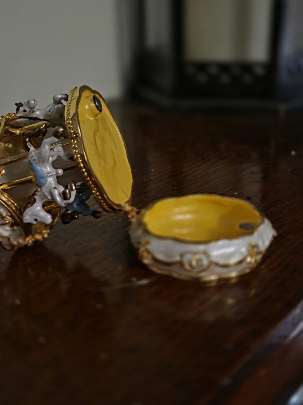 Trinket Box Carousel - Picture 2 of 3